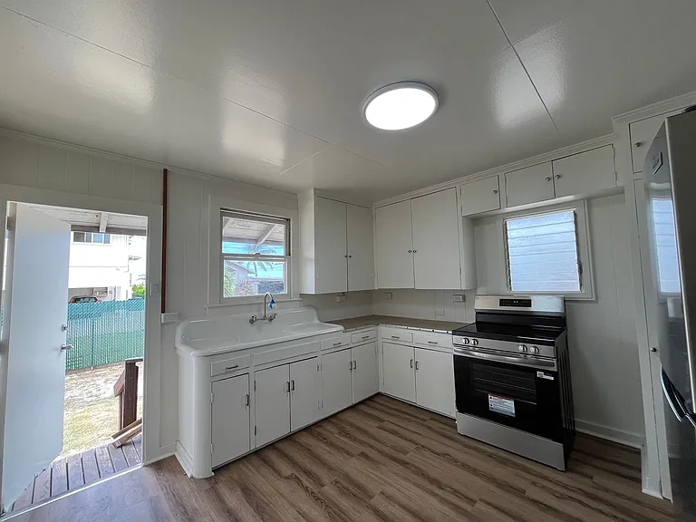 91-325 Ewa Beach Rd — Photo 5