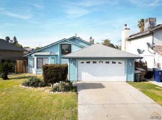 2212 Kelso Peak Ave, Bakersfield, CA