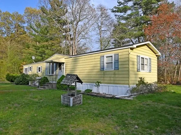42 Longboat Rd, West Wareham, MA 02576