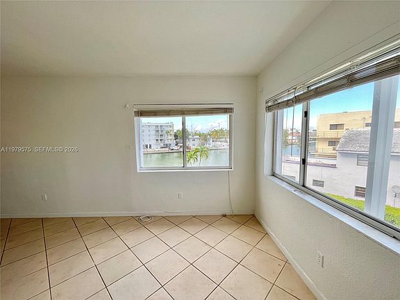 3rd image of 1185 Marseille Dr APT 309