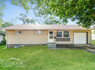 4607 Mersington Ave, Kansas City, MO 64130