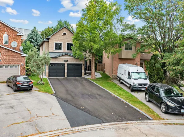 5610 Cortina Cres, Mississauga, ON L4Z 3R3