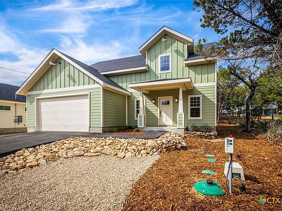 3rd image of 1672 Hillcrest Frst