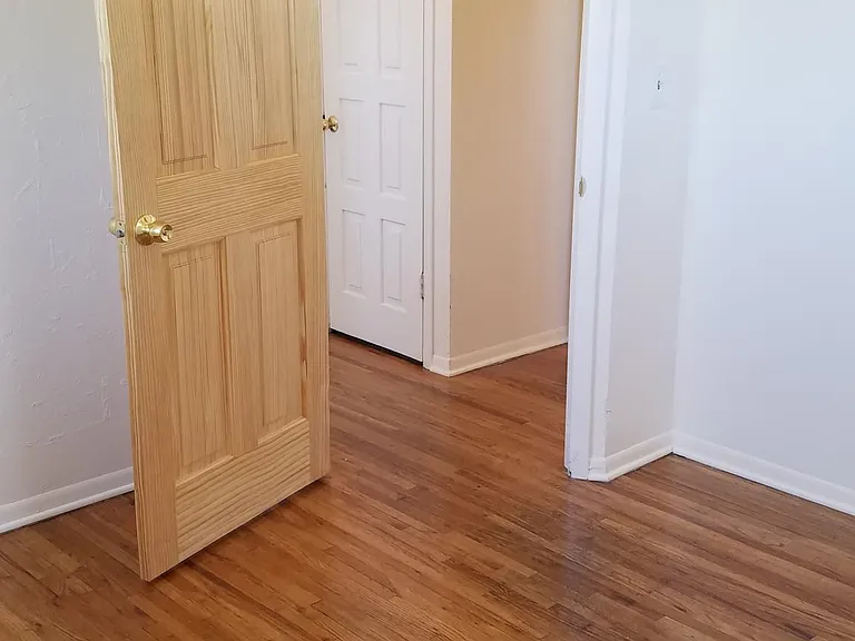 5564 S Grant St — Photo 6