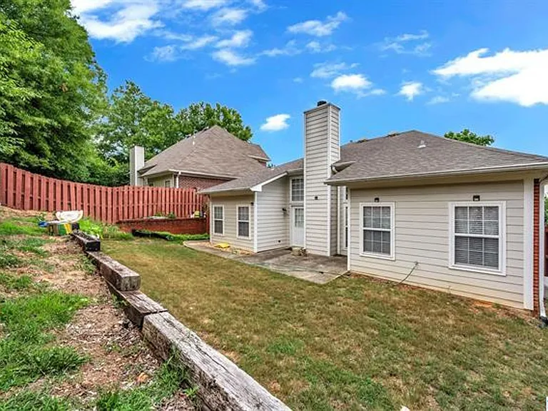 3025 English Oaks Cir — Photo 9