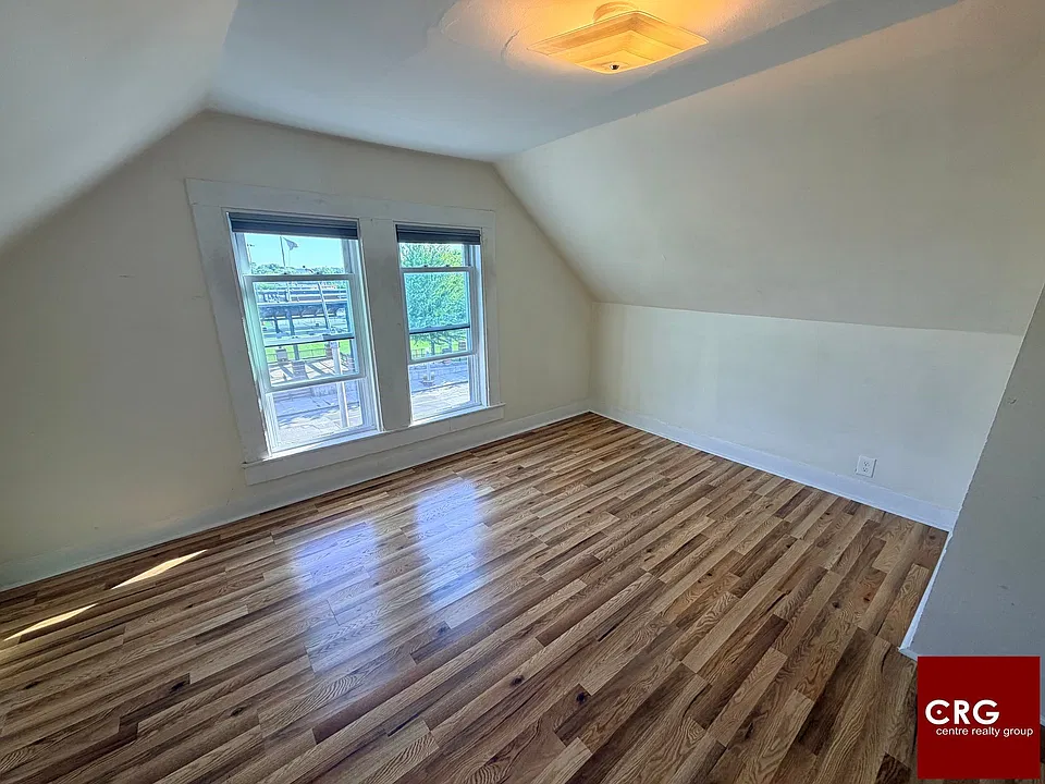 543 Broadway #3