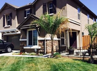 717 Blueberry Ln, Madera, CA