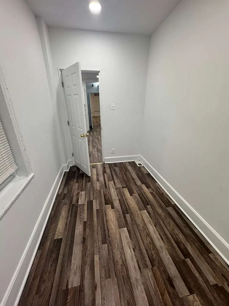 1 bed, 550 sqft, $1,100 — Photo 2