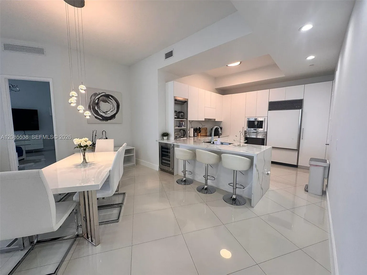Tdr Tower Ii Condo — Photo 4