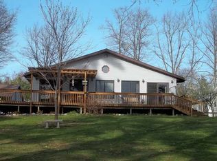 863 Quillett Dr, Beaverton, MI 48612