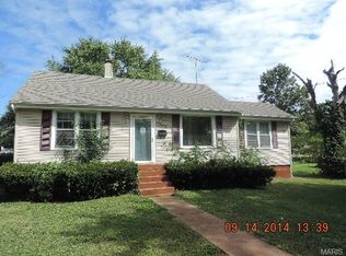 406 Potosi St, Farmington, MO 63640