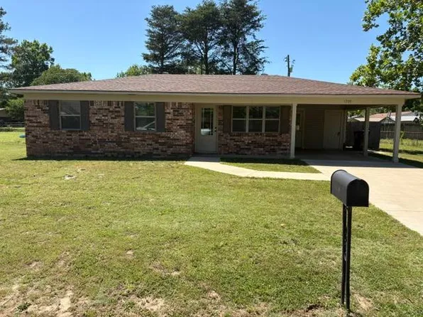 1709 Tara Dr, Pocahontas, AR 72455
