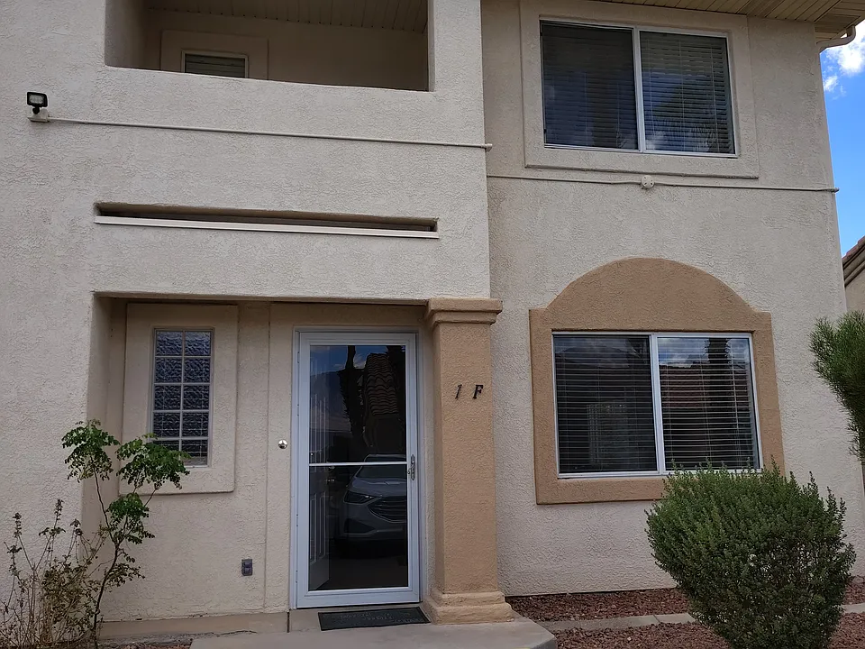 700 Aztec Cir