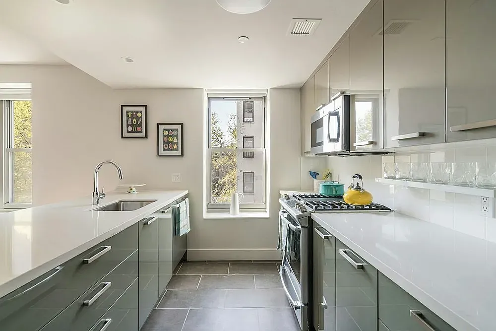 310 Clarkson Ave — Photo 1