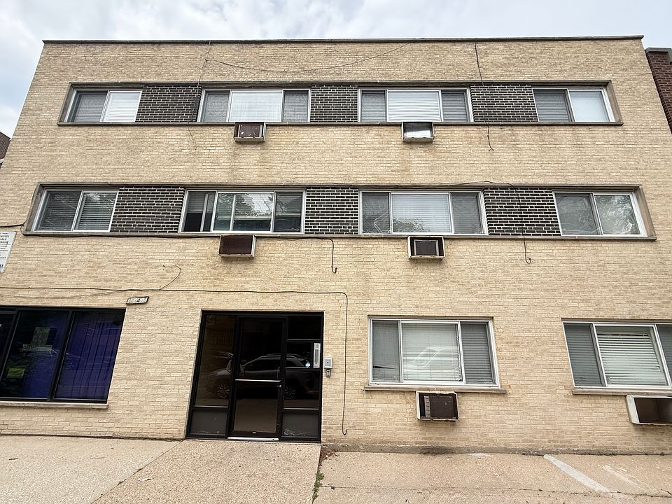 1st image of 2216 W Touhy Ave APT 2N