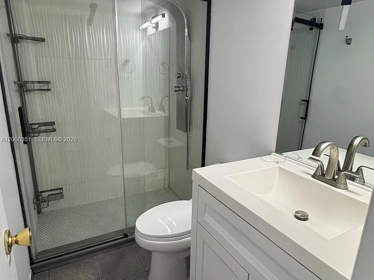 200 NE 12th Ave #7E — Photo 13