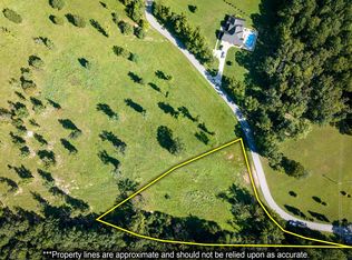 61 Carrington Pl, Parsons, TN 38363