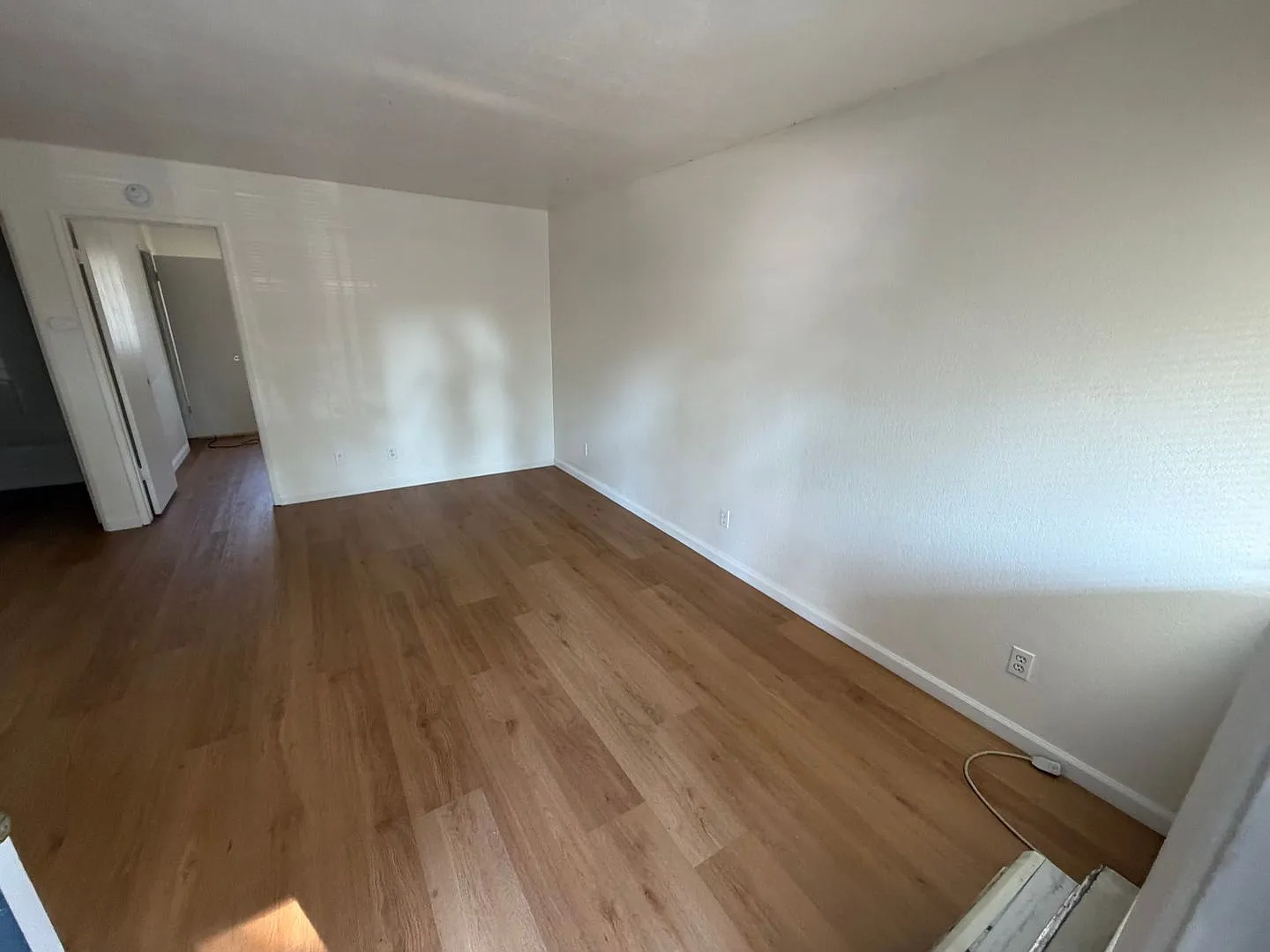 1 bed / 1 bath | Upstairs one bedroom apartment in Oak Park — Photo 2