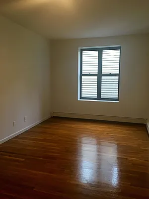 Rented by LDMI Realty Group LLC | media 36