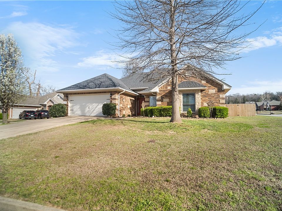 1st image of 2414 Aubrie Cir