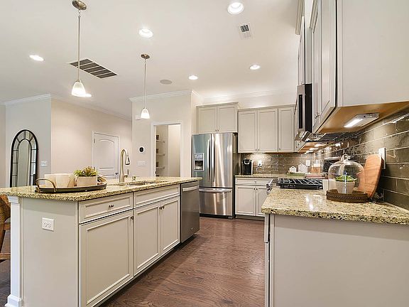 Magnolia Walk Gaines Model Kitchen