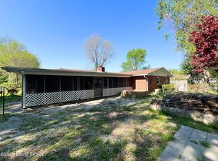 110 W Pierson St, Fredonia, KY