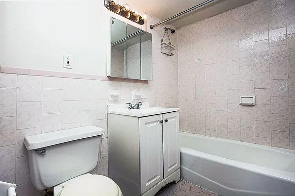 Rented by LG Fairmont Group | media 17