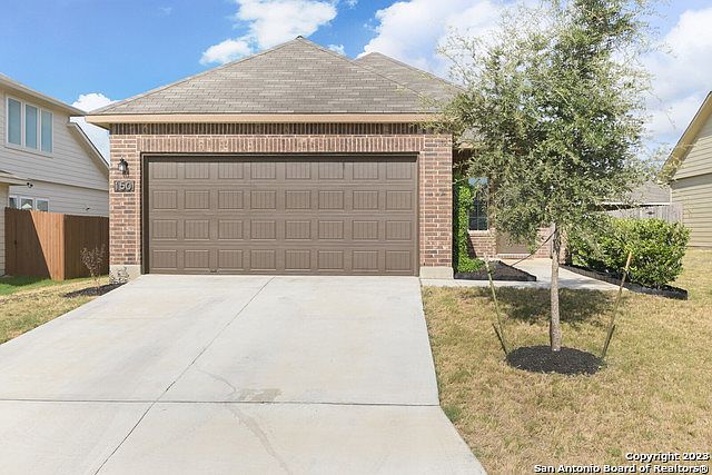 1st image of 150 FALLOWBROOK LN