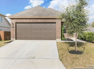 150 Fallowbrook Ln, San Antonio, TX 78253