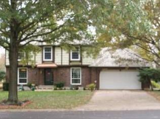 12840 Pembroke Cir, Leawood, KS 66209