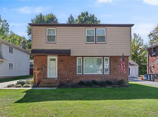 3844 Severn Rd, Cleveland Heights, OH 44118