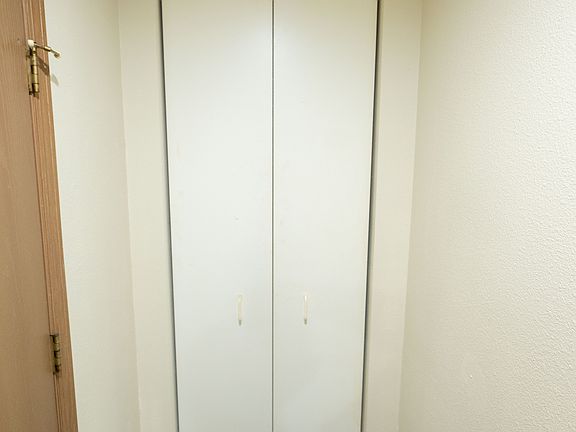 5th image of 201 N Cedar St #8
