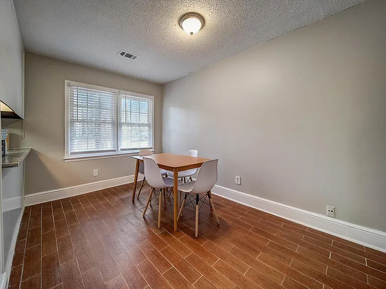 4610 Jones Rd — Photo 9