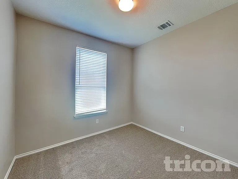 10355 Dunlap — Photo 11