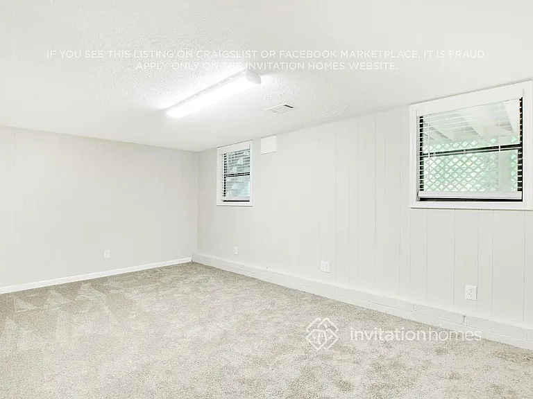 830 Sunset Ct NW — Photo 18