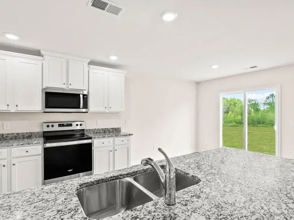 109 Anaheim St, Oxford, NC 27565
