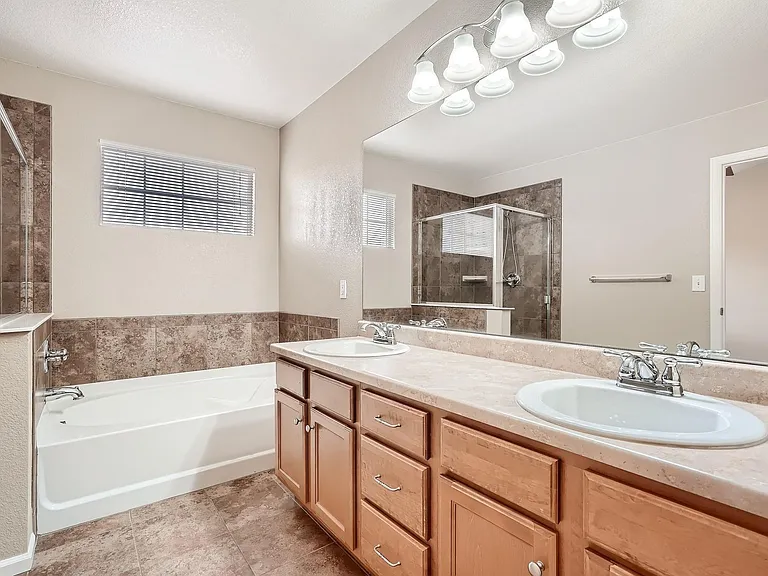 140 Jackson Dr — Photo 14