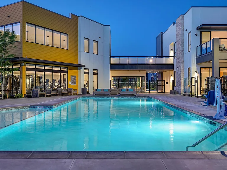 Halcyon Apartments — Photo 7