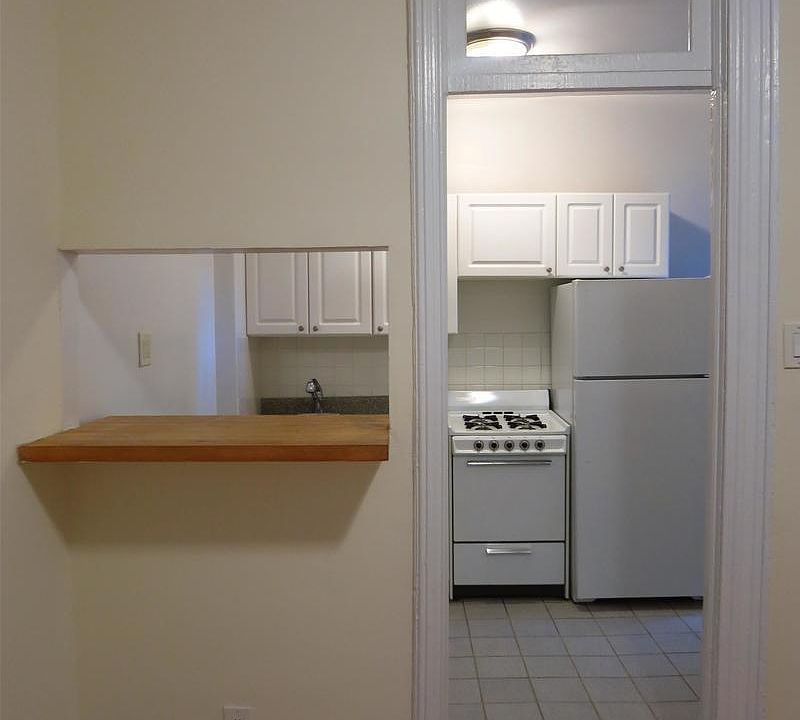 1st image of 230 E 78th St APT 17