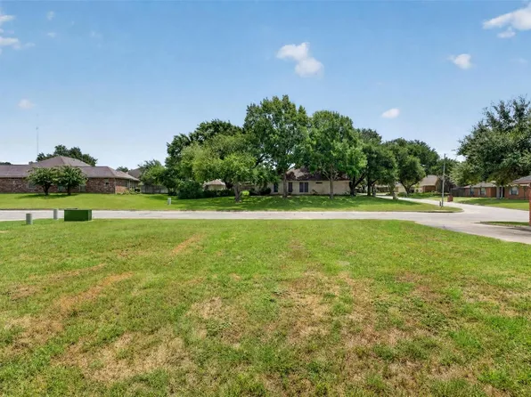 0 Oakwood Dr, Brenham, TX 77833