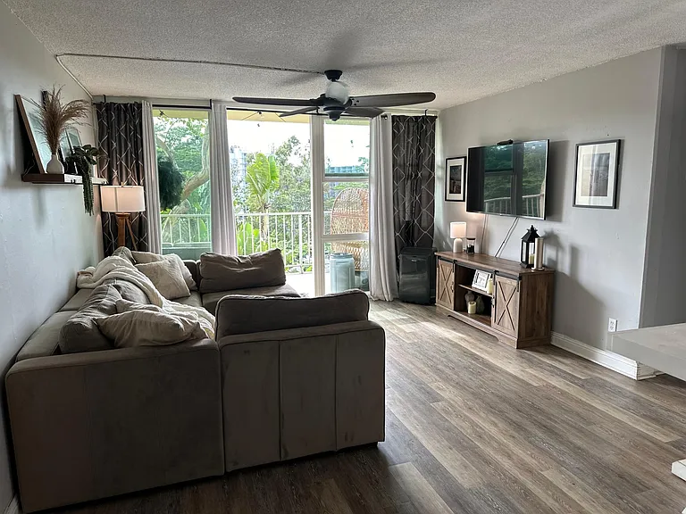 Waikalani Pl — Photo 10