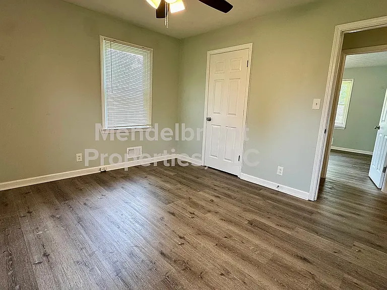 826 Tanner Rd — Photo 18