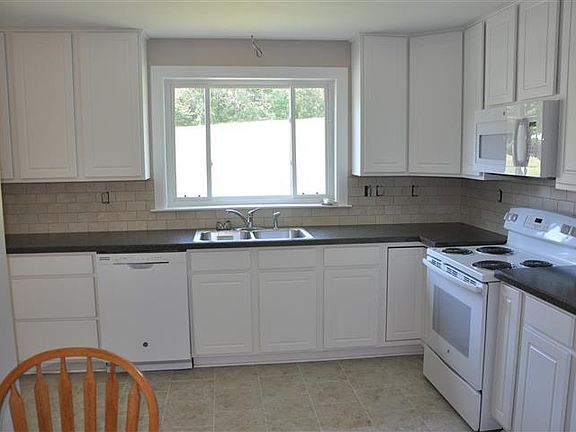 4th image of 604 Dolly Ann Dr