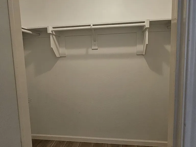 9608 George Washington Dr — Photo 14