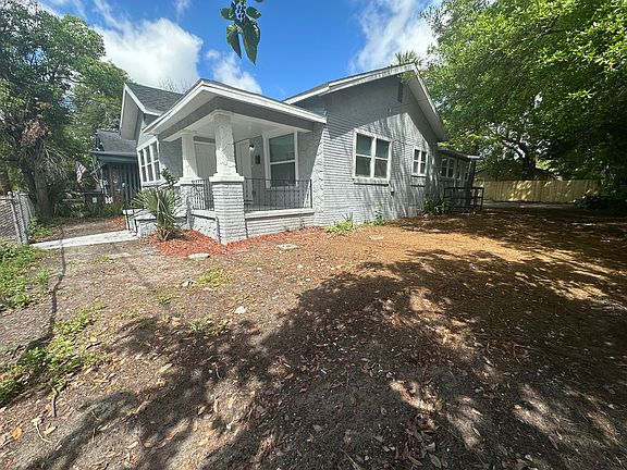 3rd image of 1031 W 26th St