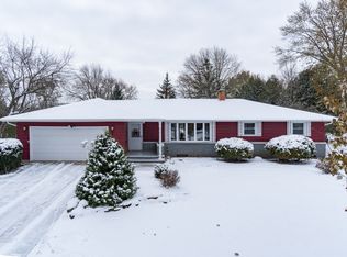 5401 Long Ct, Appleton, WI 54914