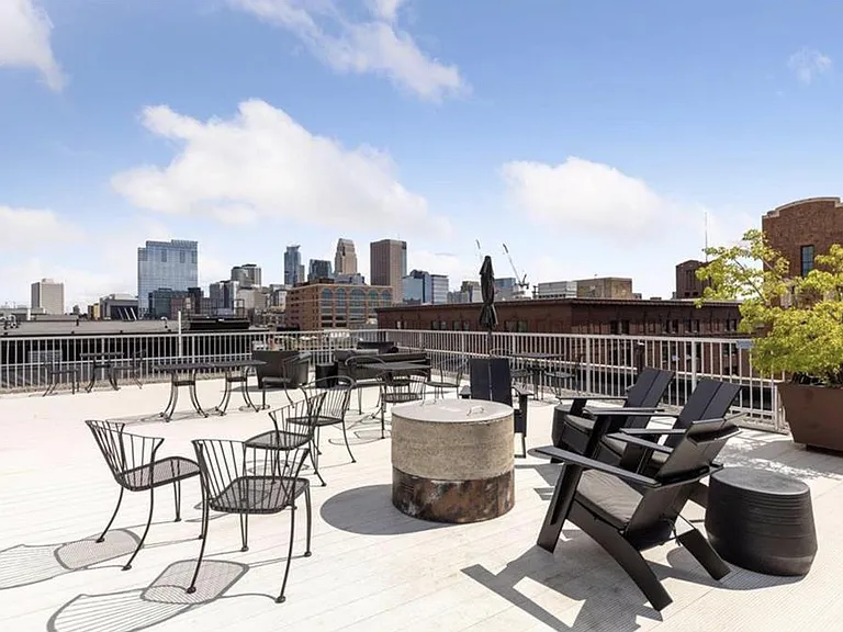 700 Washington Ave N #419 — Photo 22