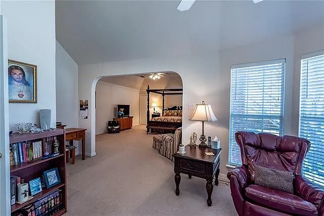 5914 Edgewood Dr — Photo 14
