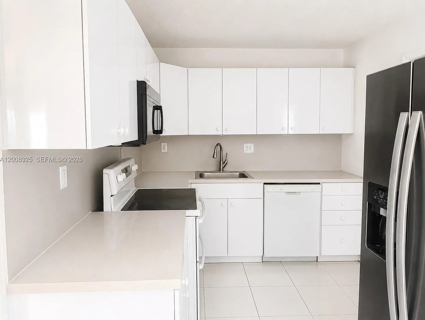 North Lauderdale Village — Photo 2