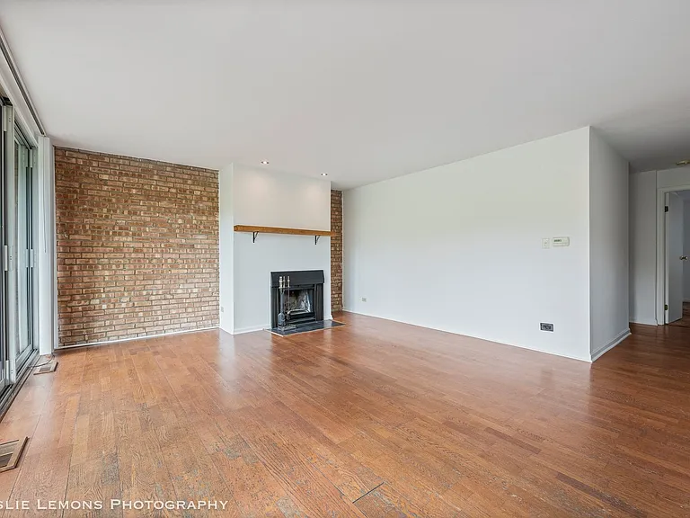 6004 E Lake Dr #1F — Photo 3